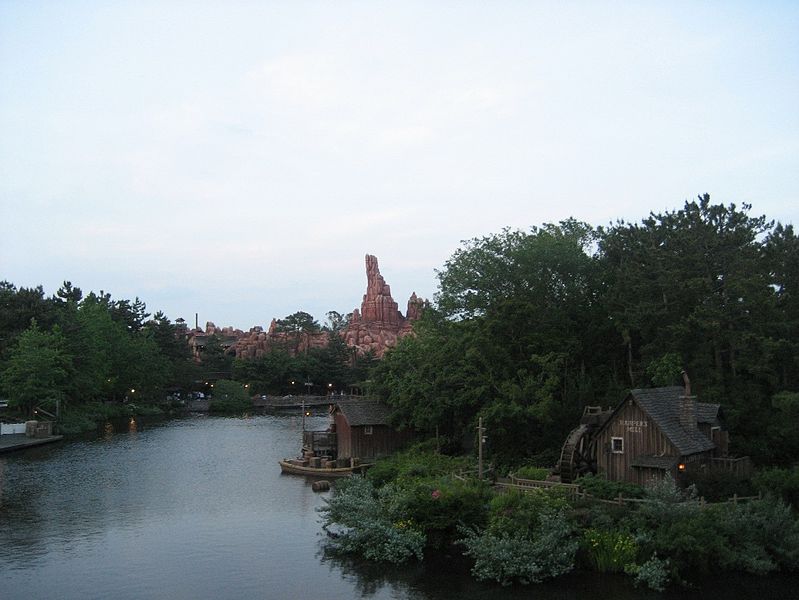 File:TSanTokyoDisney.jpg