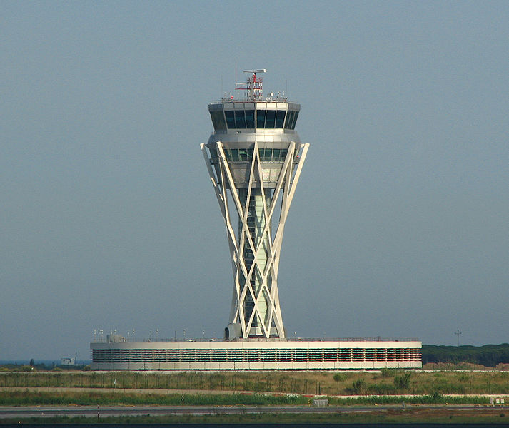 File:TorreControElPrat.jpg