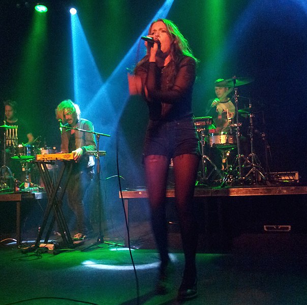 File:ToveLo.jpg