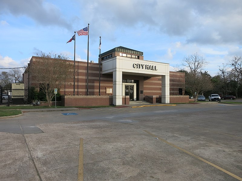 Файл:Angleton TX City Hall.jpg