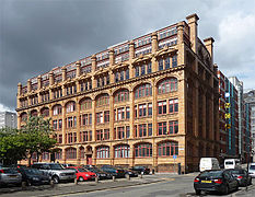 Canada House, Manchester, William Higginbottom (1909), cuyo estilo se califica de art nouveau.[15]​