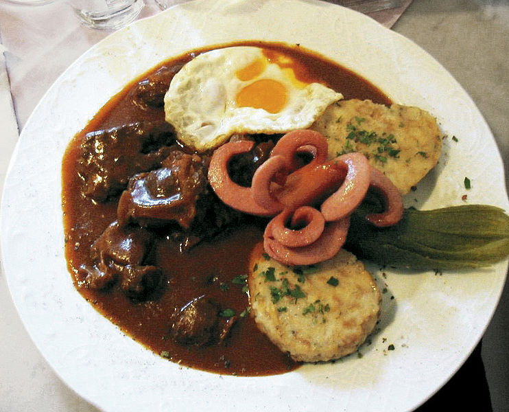 File:Fiakergulasch.jpg