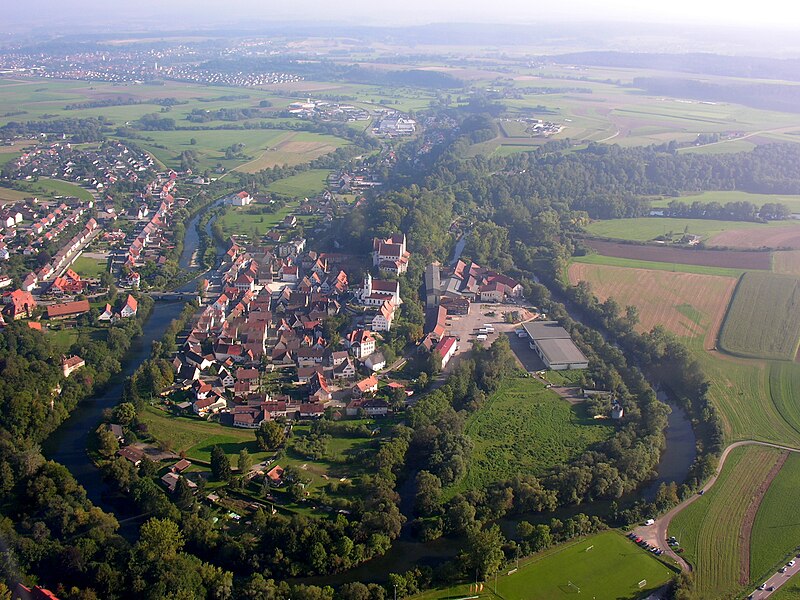 Archivo:Klippeneck 22.09.2006 Scheer Donauschleife.jpg