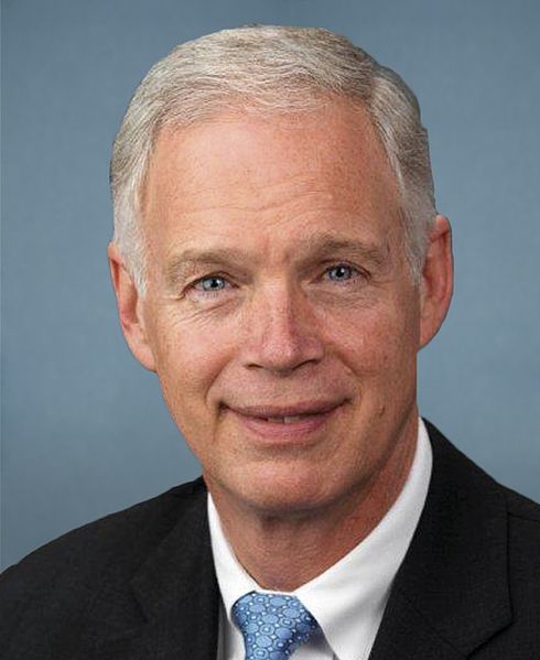 Файл:Ron Johnson 113th Congress.jpg