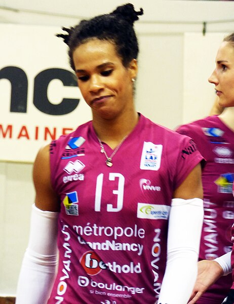 File:Shirley Ferrer VNVB 2018-2019.jpg