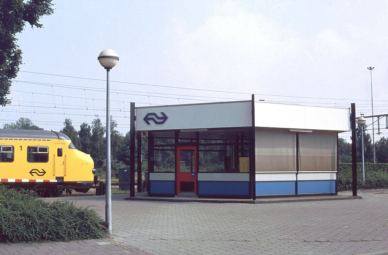 File:Station Susteren Sextant 27-06-1991.jpg