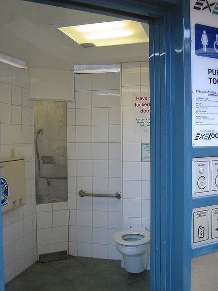 File:Toilet Picton.JPG