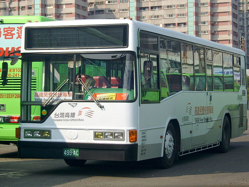 File:UBus THSR Express 499AC.jpg