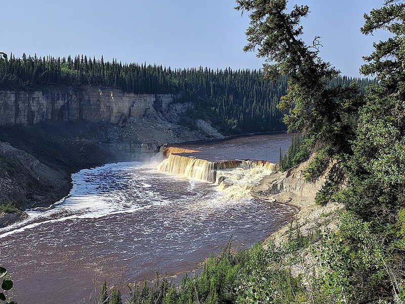 File:Louise Falls Hay River.jpg