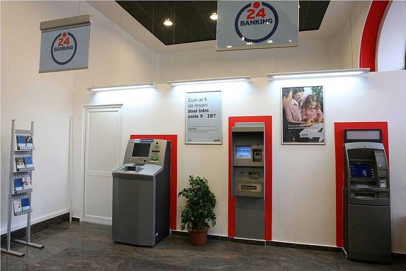 File:Selfbank BCR.jpg