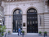 Access to the building, corner of Laprida and Mendoza streets