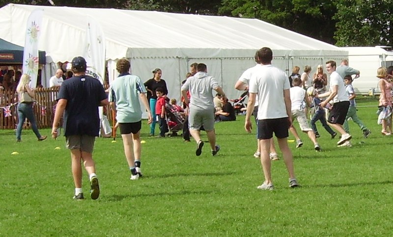 File:TouchRugbyBedfordRiverFestival.JPG