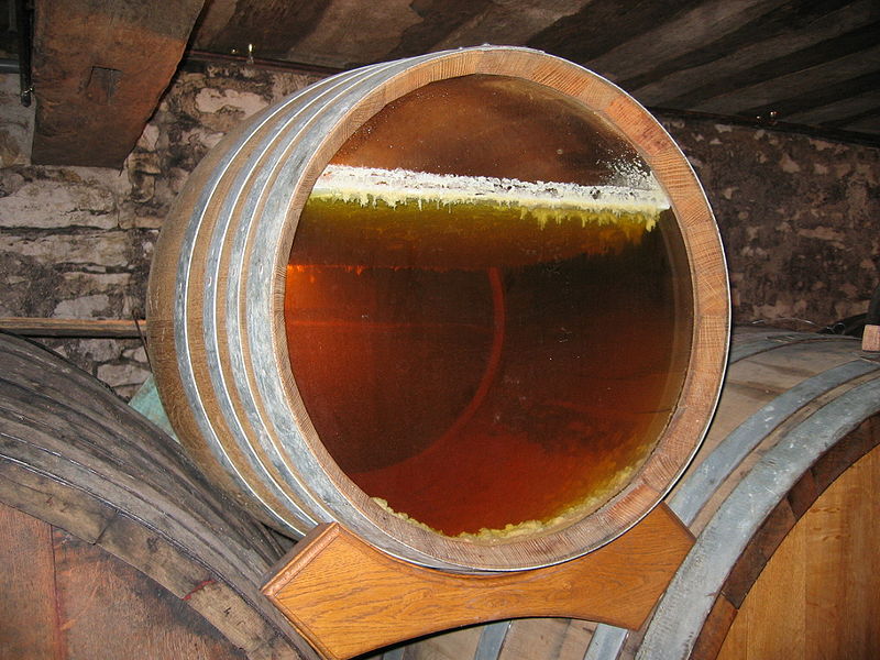 File:Vin Jaune2.jpg