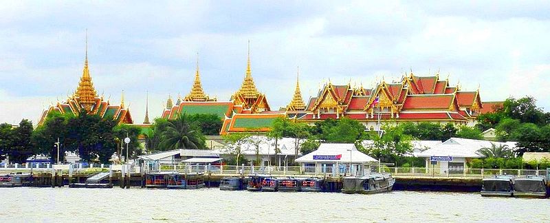 File:Bangkok GrandPalace from River2.jpg