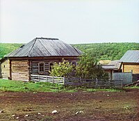 Типичный двор в башкирской деревне Эхья в 1910 году