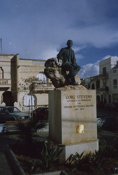 File:George Stevens' Monument.jpg