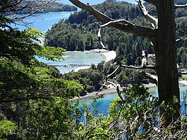 Istmo de Quetrihué visto desde el mirador de Bahía Mansa, Villa La Angostura