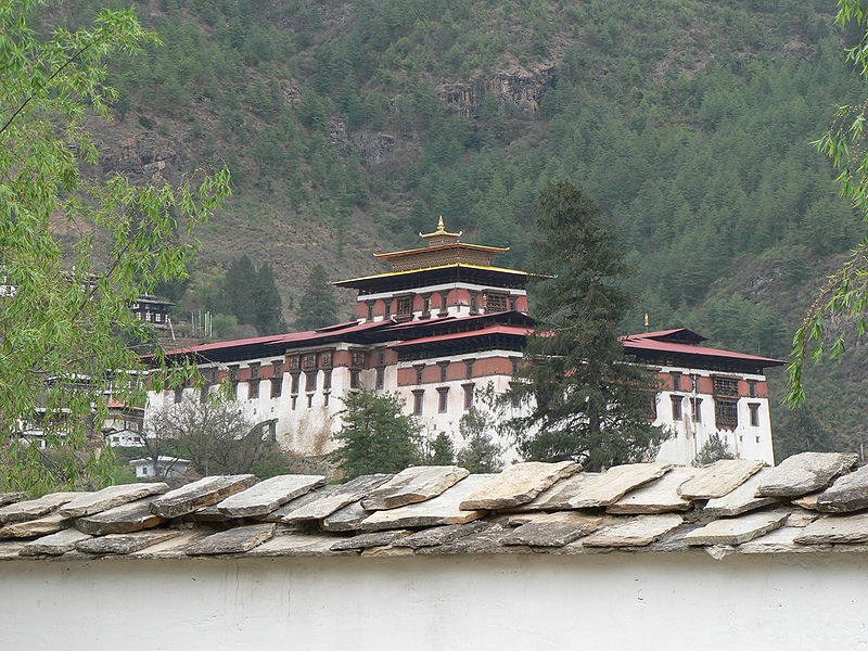 File:Paro Dzong.jpg