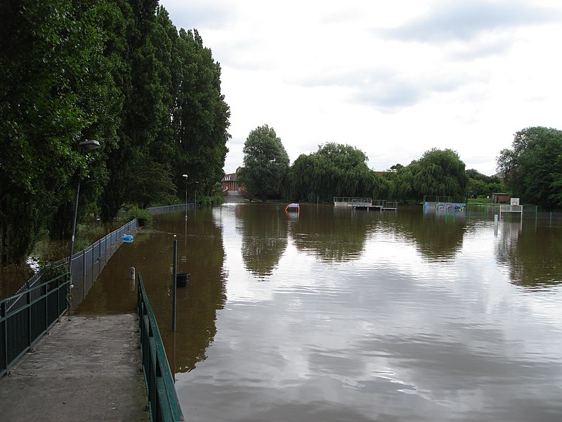 File:Retford Flooding.jpg