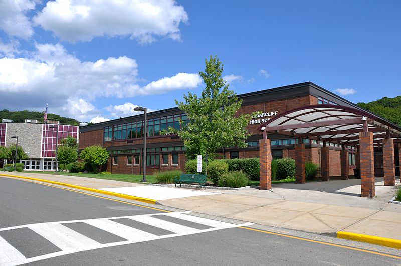 File:Briarcliff High School.JPG