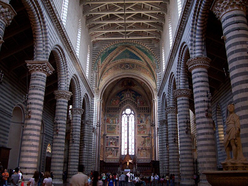 File:Interno duomo Orvieto.jpg