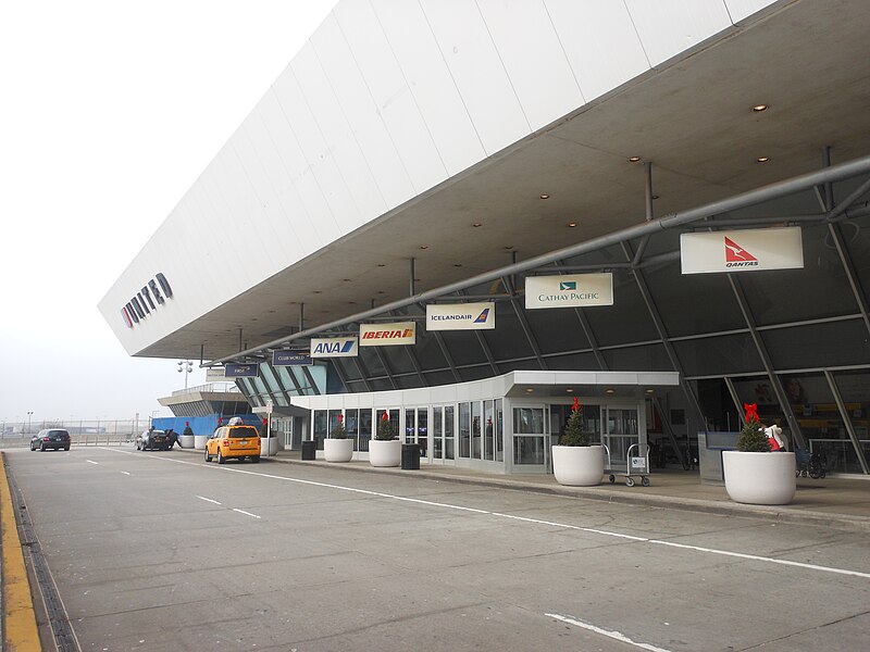 File:JFK Terminal 7.JPG