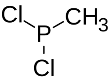 File:Methyldichlorophosphine.svg