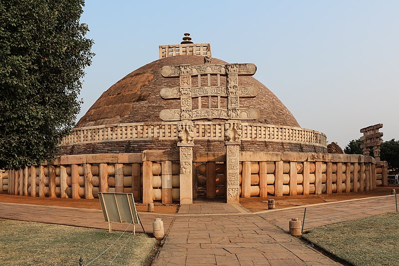 File:Stupa 1, Sanchi 02.jpg