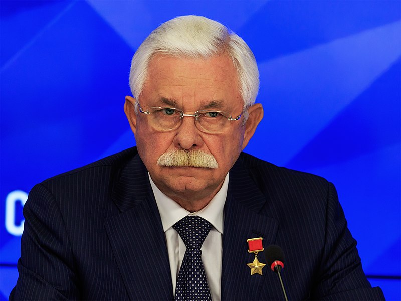 File:Alexander Rutskoy MoscowRia 08-2016.jpg