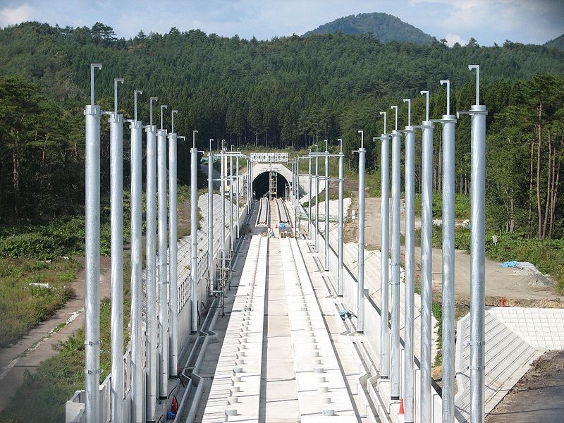 File:Hakkoda Tunnel under construction.JPG