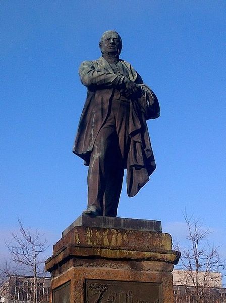 File:John Vaughan statue Middlesbrough.jpg