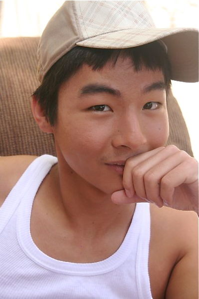 File:Kevin Wu aka KevJumba.jpg