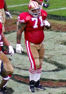 Larry Allen in 2007.jpg