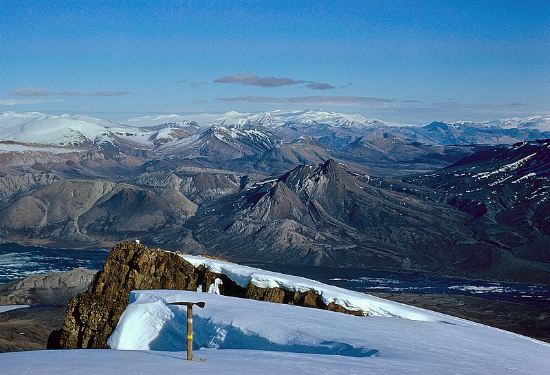 Archivo:Axel Heiberg Island 06.jpg