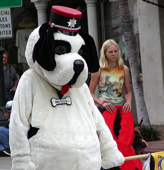 File:Big Dog Parade.jpg