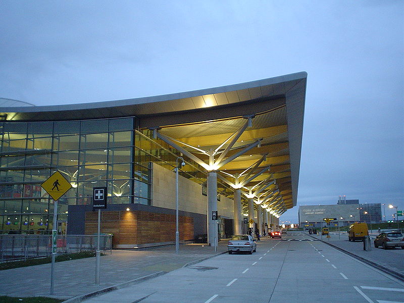 File:CorkAirport2.jpg