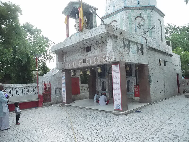 File:Dharma Garh Temple Rasulabad.jpg