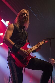 Petri Lindroos performing in 2019