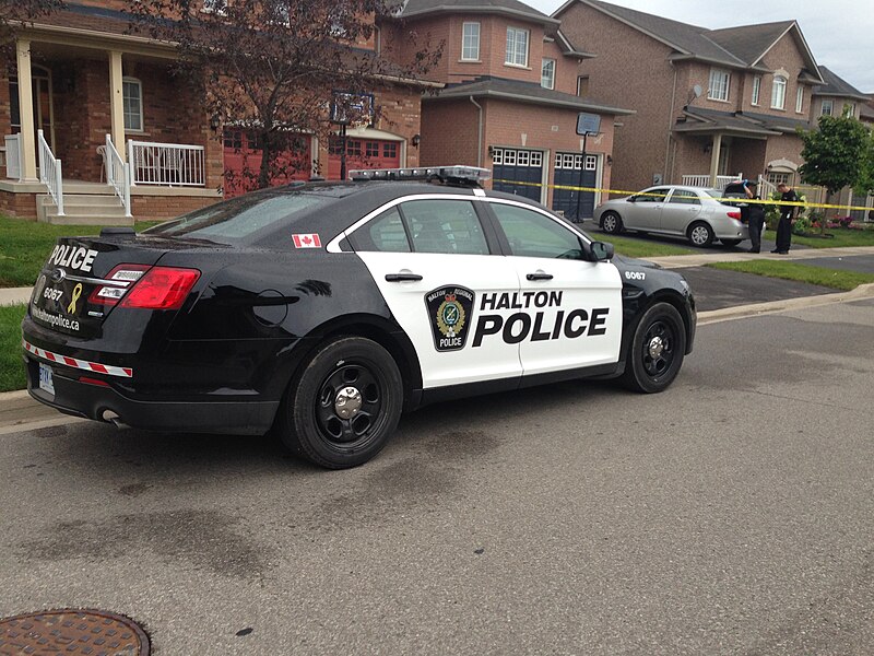 File:Halton Regional Police Car.JPG