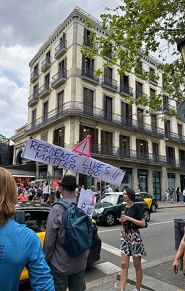 File:La Rambla (Barcelona, 2023).jpg