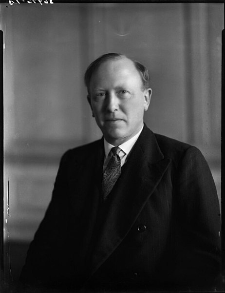 File:Lord Llewellin.jpg