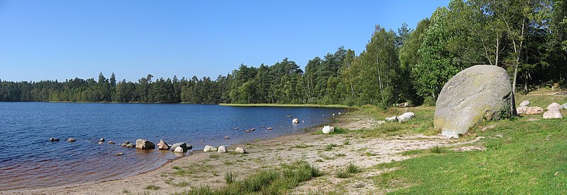 File:Pl-pomerania-lake-Kamienne.jpg