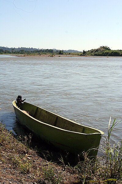 Archivo:Vista río Sixaola.jpg