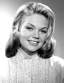 Dyan Cannon 1960-cropped.jpg