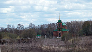 Вид на храм с дороги. 24.04.2016 г.