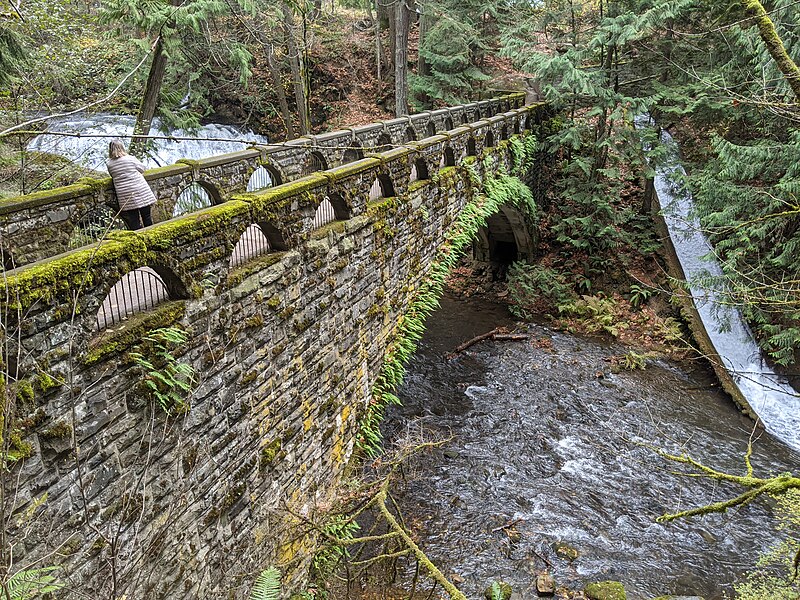 File:Whatcom Creek stone bridge.jpg