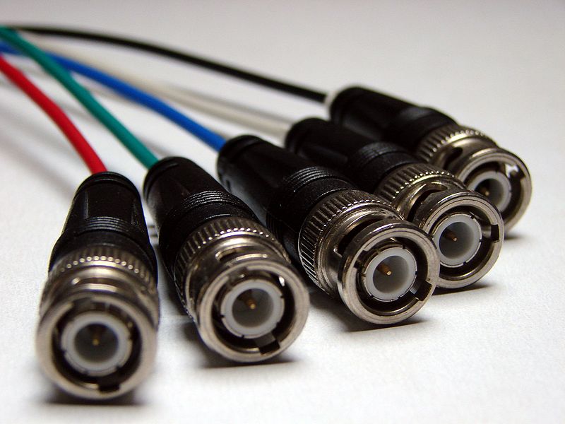 Файл:BNC connectors.jpg