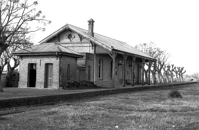 Archivo:Estacion villa numancia cgba.jpg