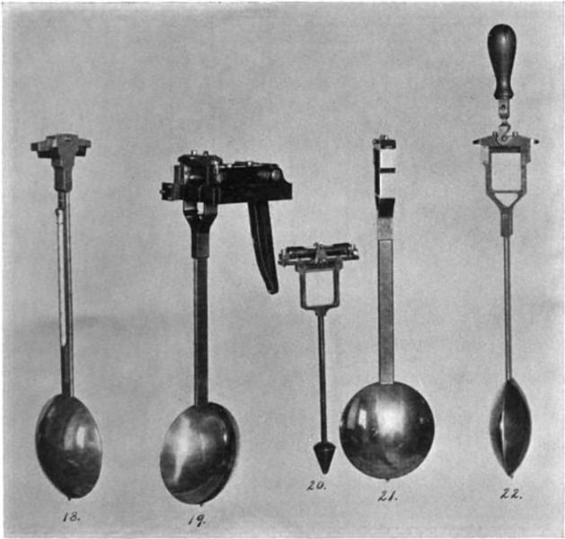 Файл:Mendenhall gravimeter pendulums.jpg