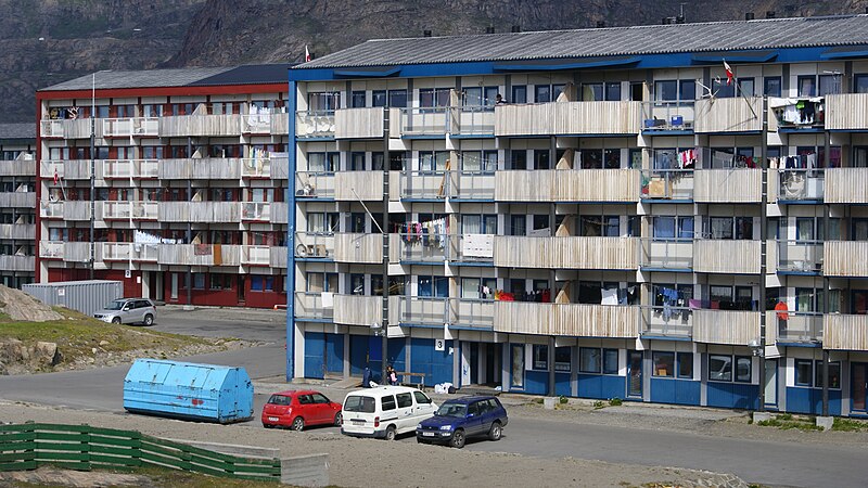 File:Sisimiut-communal-blocks.jpg